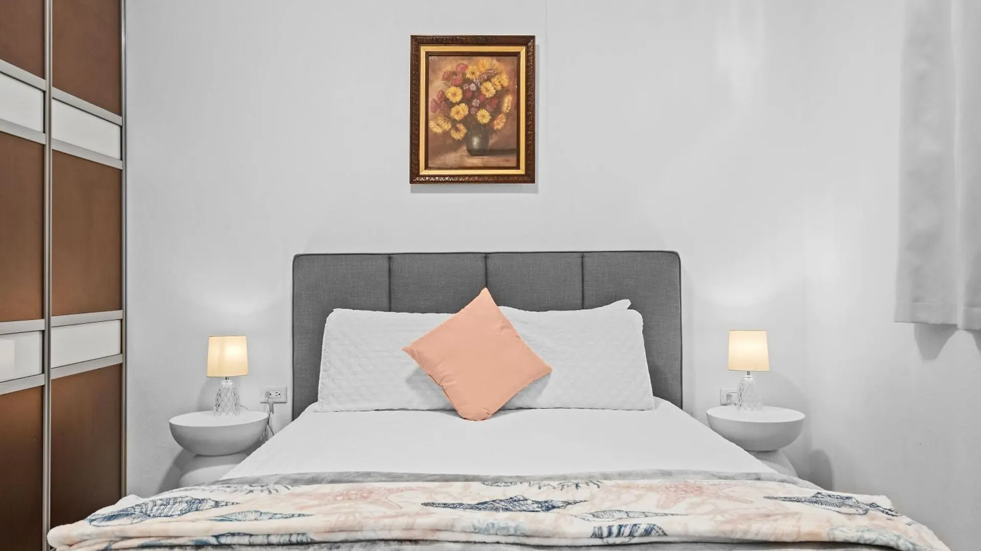 Artistic One-Bedroom Garden Apartment In Sj Mm9 Σαν Χουάν Πουέρτο Ρίκο