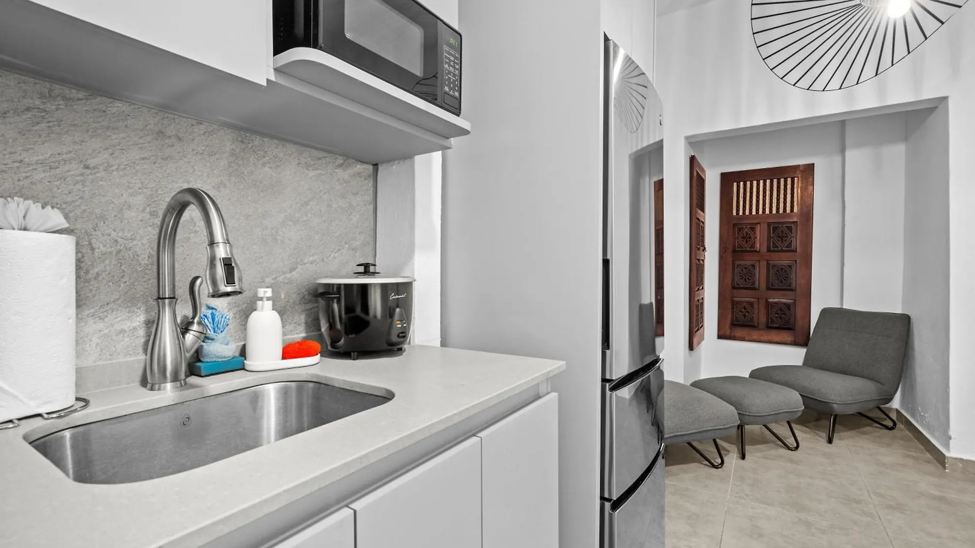 Artistic One-Bedroom Garden Apartment In Sj Mm9 Σαν Χουάν Πουέρτο Ρίκο