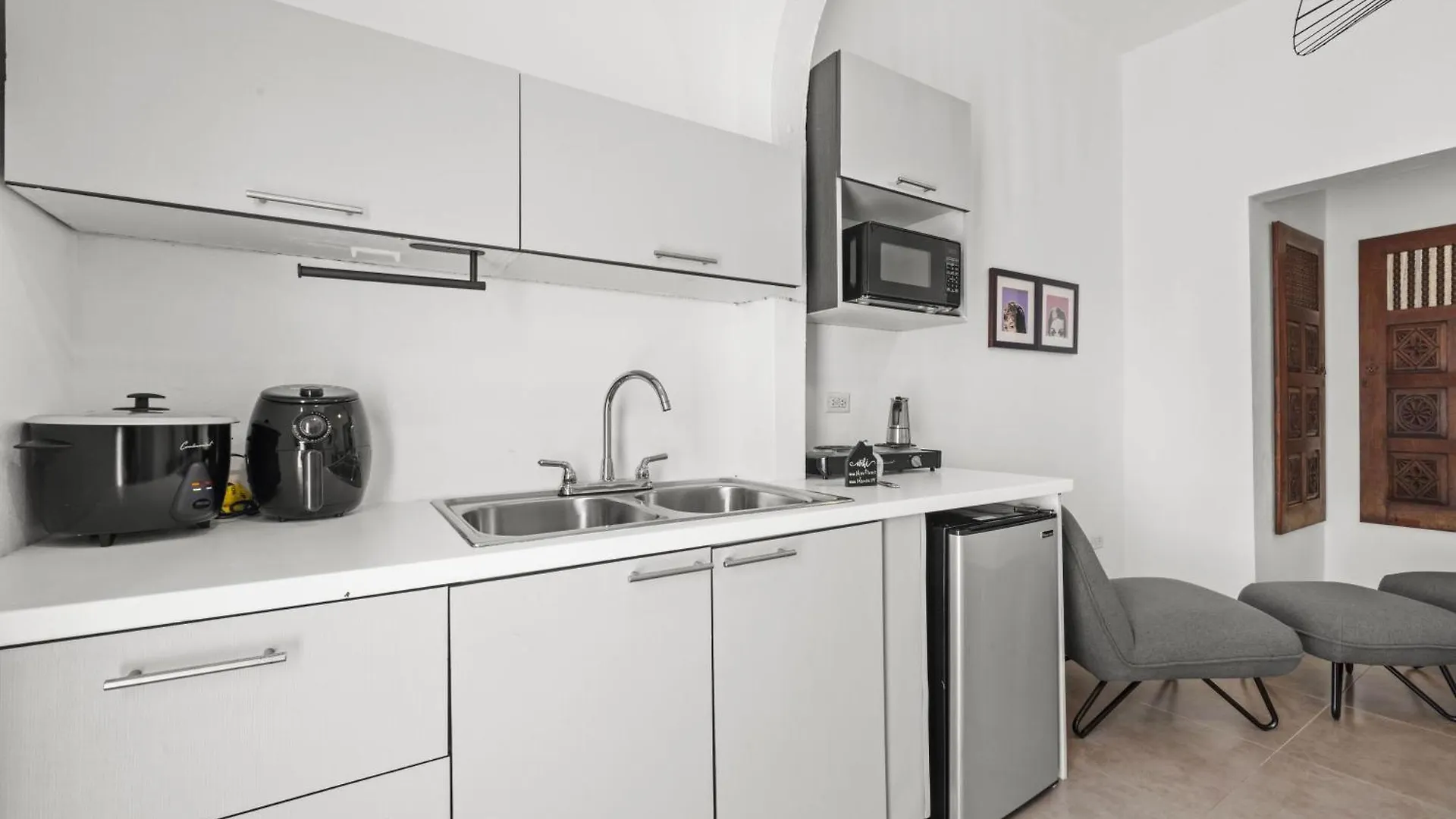 Artistic One-Bedroom Garden Apartment In Sj Mm9 Σαν Χουάν Πουέρτο Ρίκο