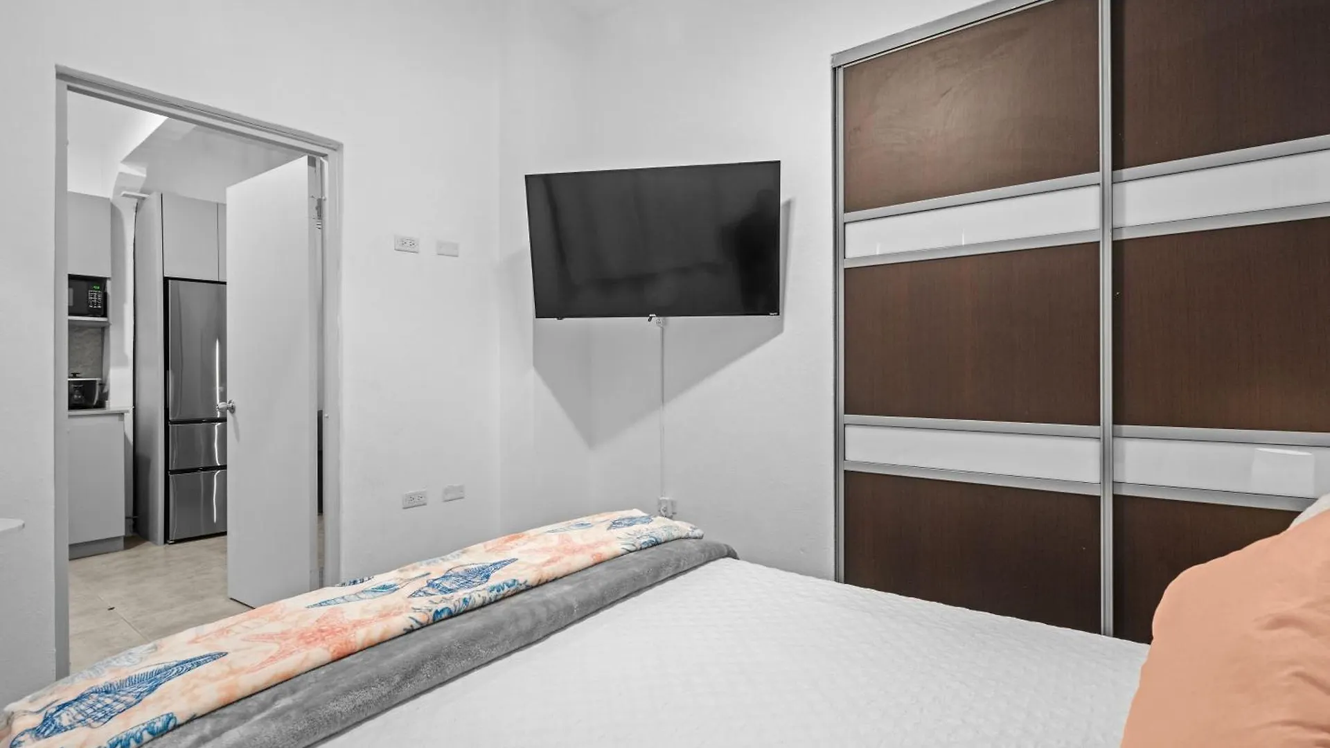 Artistic One-Bedroom Garden Apartment In Sj Mm9 San Juan Portoryko