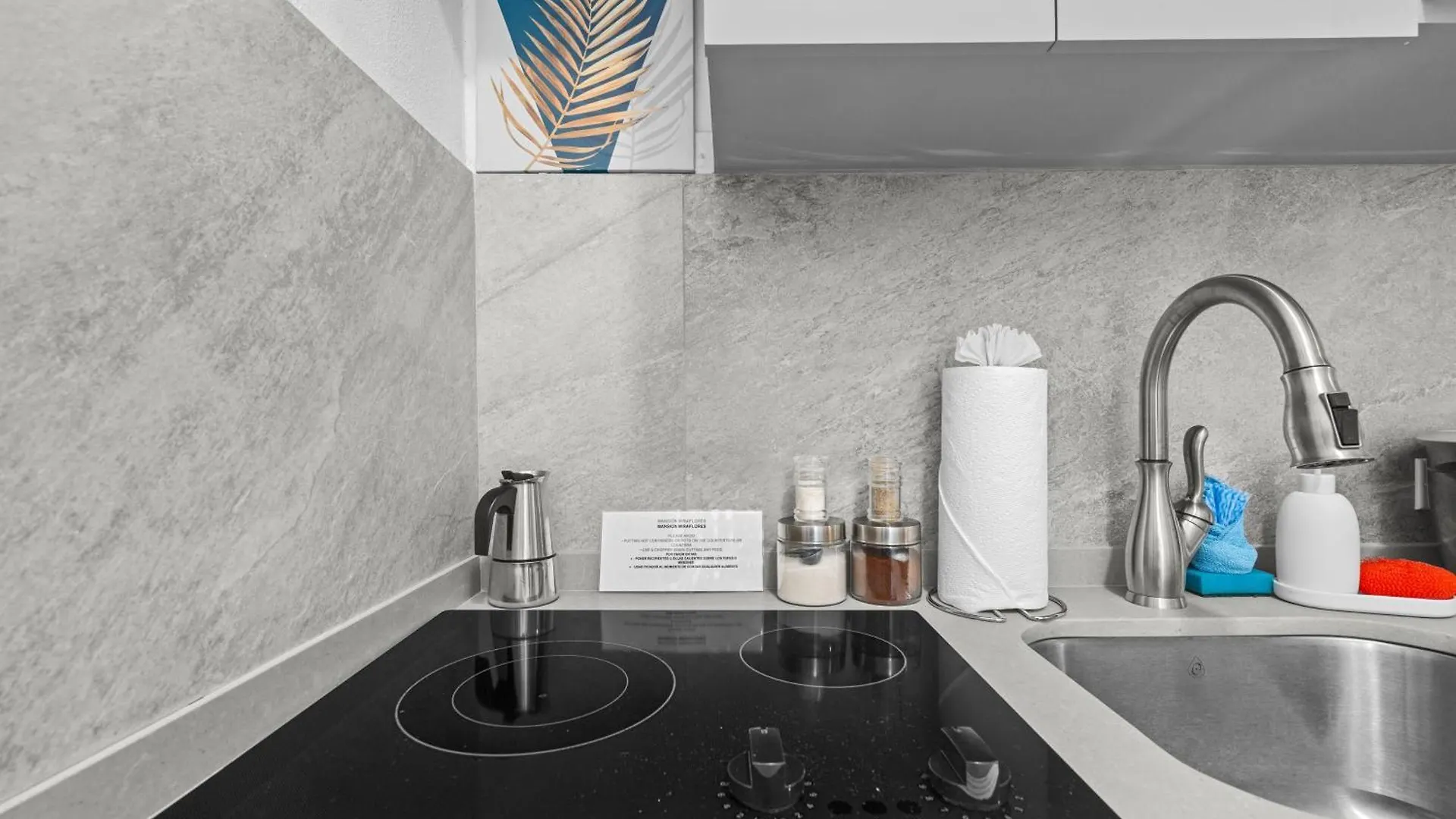 Artistic One-Bedroom Garden Apartment In Sj Mm9 San Juan