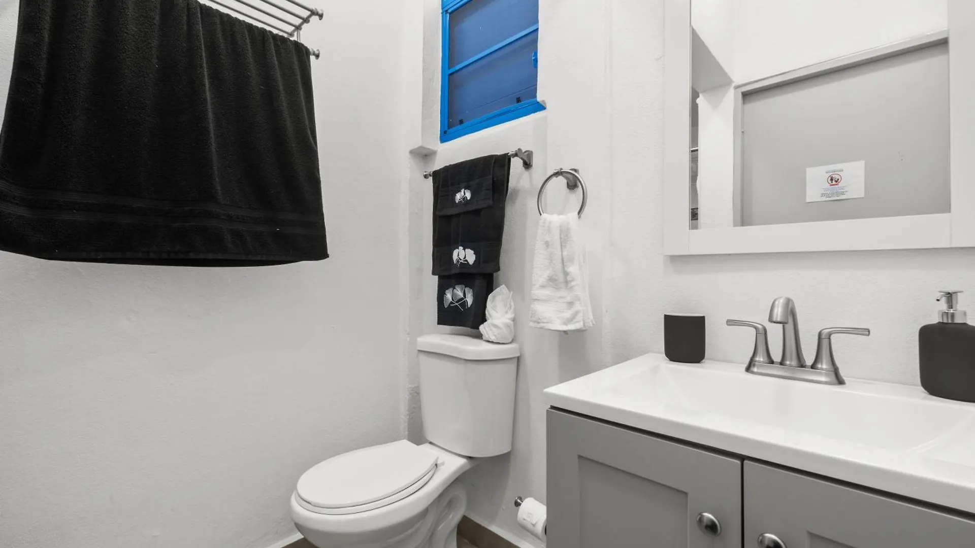 Artistic One-Bedroom Garden Apartment In Sj Mm9 San Juan Porto Rico